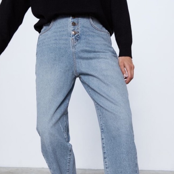 Zara Slouchy High Rise Mom Jeans 0 - Picture 3 of 10